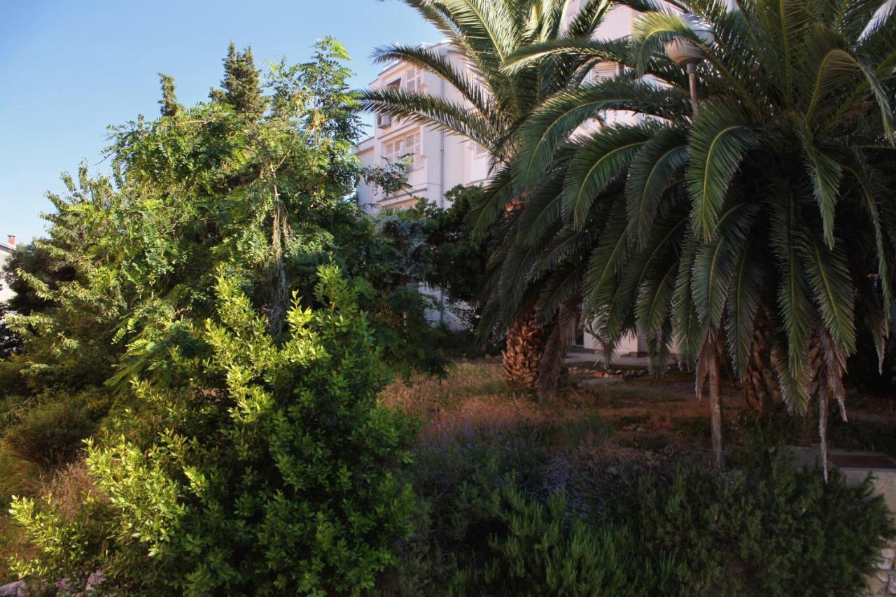 Apartments And Rooms With Parking Space Palit, Rab - 5061 Exterior foto